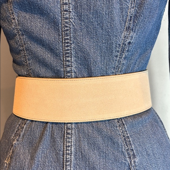 Banana Republic Beige genuine suede wide Women's Belt size medium - Picture 9 of 14